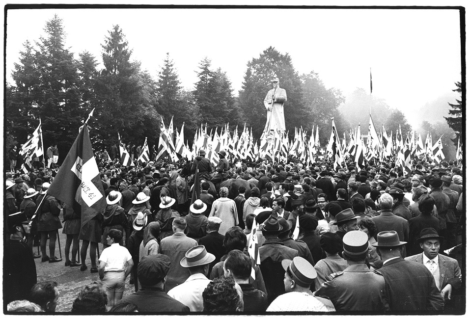 Contre-manifestation de 1964, 50ème anniversaire de la Première Guerre mondiale 
