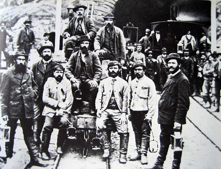 Bauarbeiter in Airolo um 1880