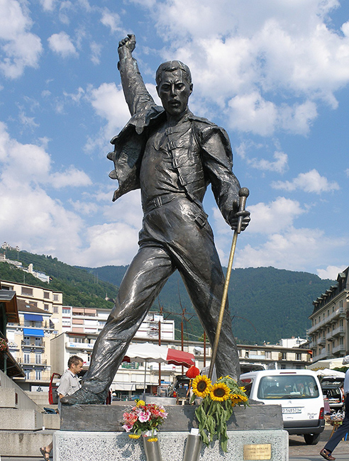 Freddie Mercury Statue in Montreux |